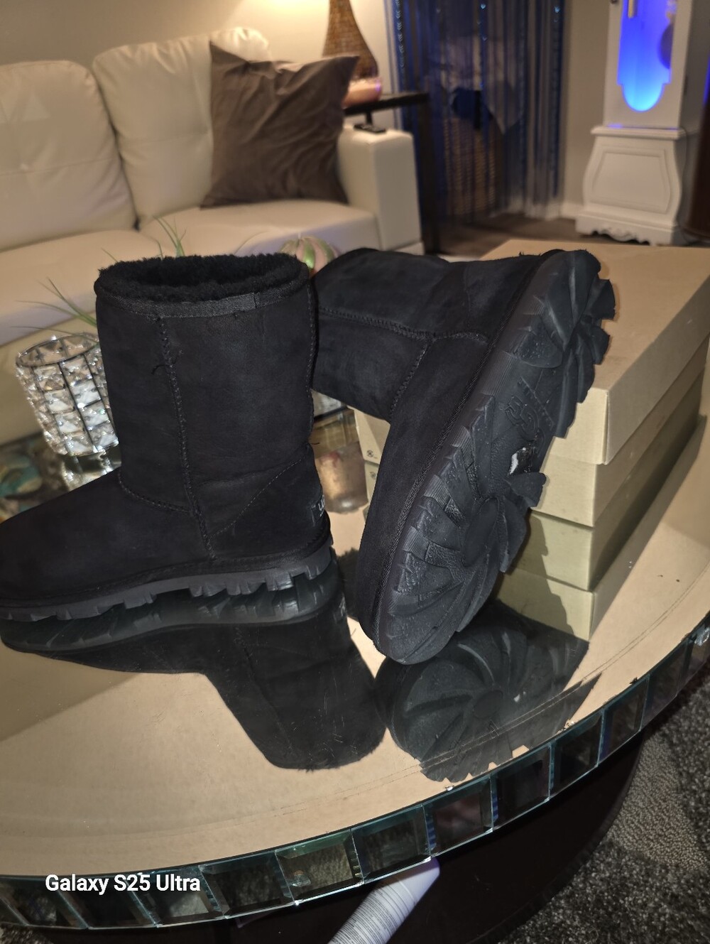 UGG Classic Mini                        RARE " WINTER TREAD" - Picture 3 of 13